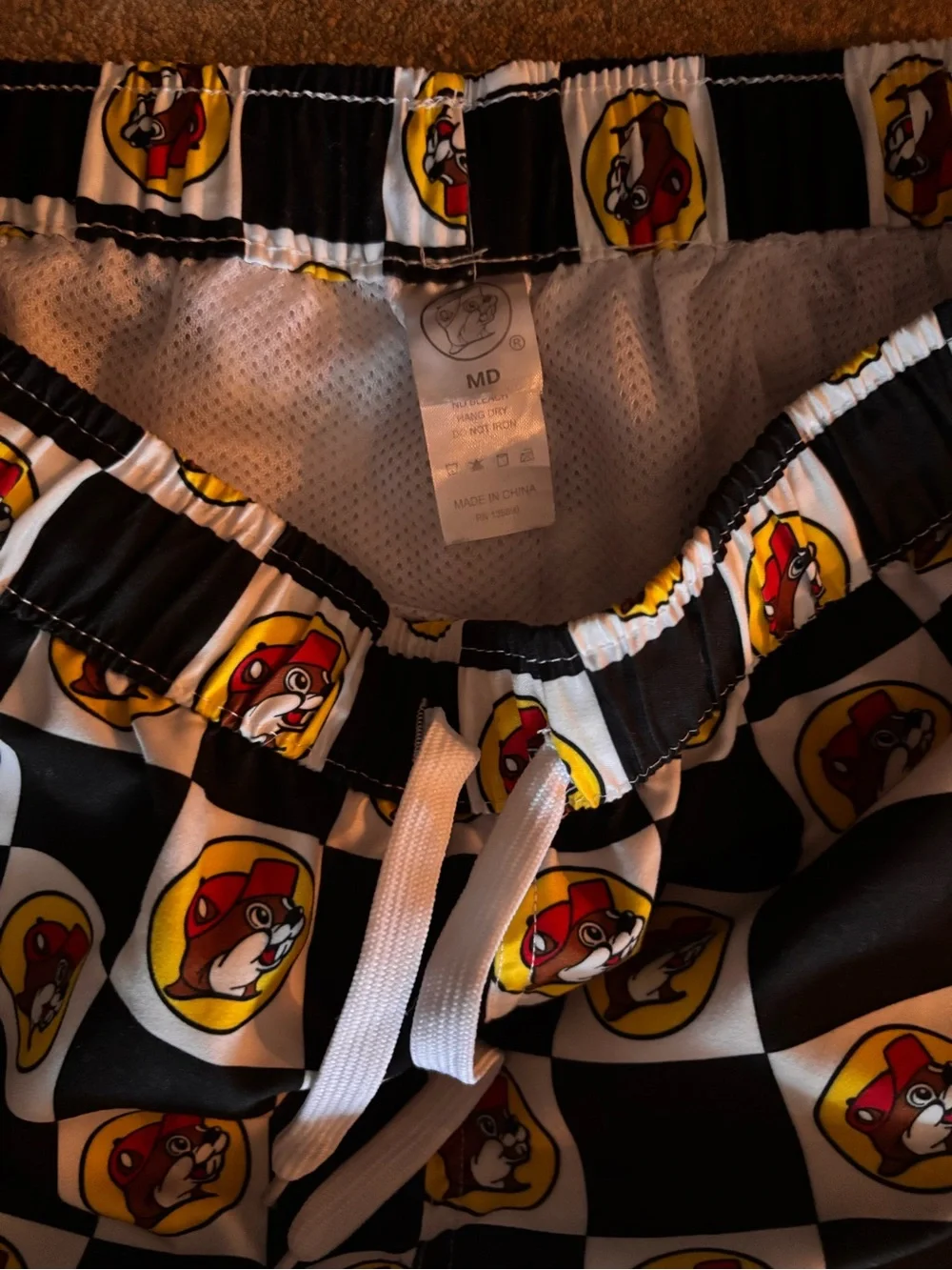 Buc-ee’s Men’s Checkerboard Swim Trunks Medium